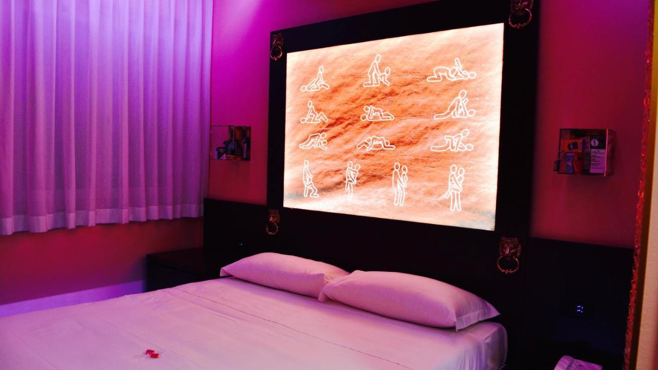 C Rooms - Love Motel Monza ชินิเซลโลบาลซาโม ภายนอก รูปภาพ