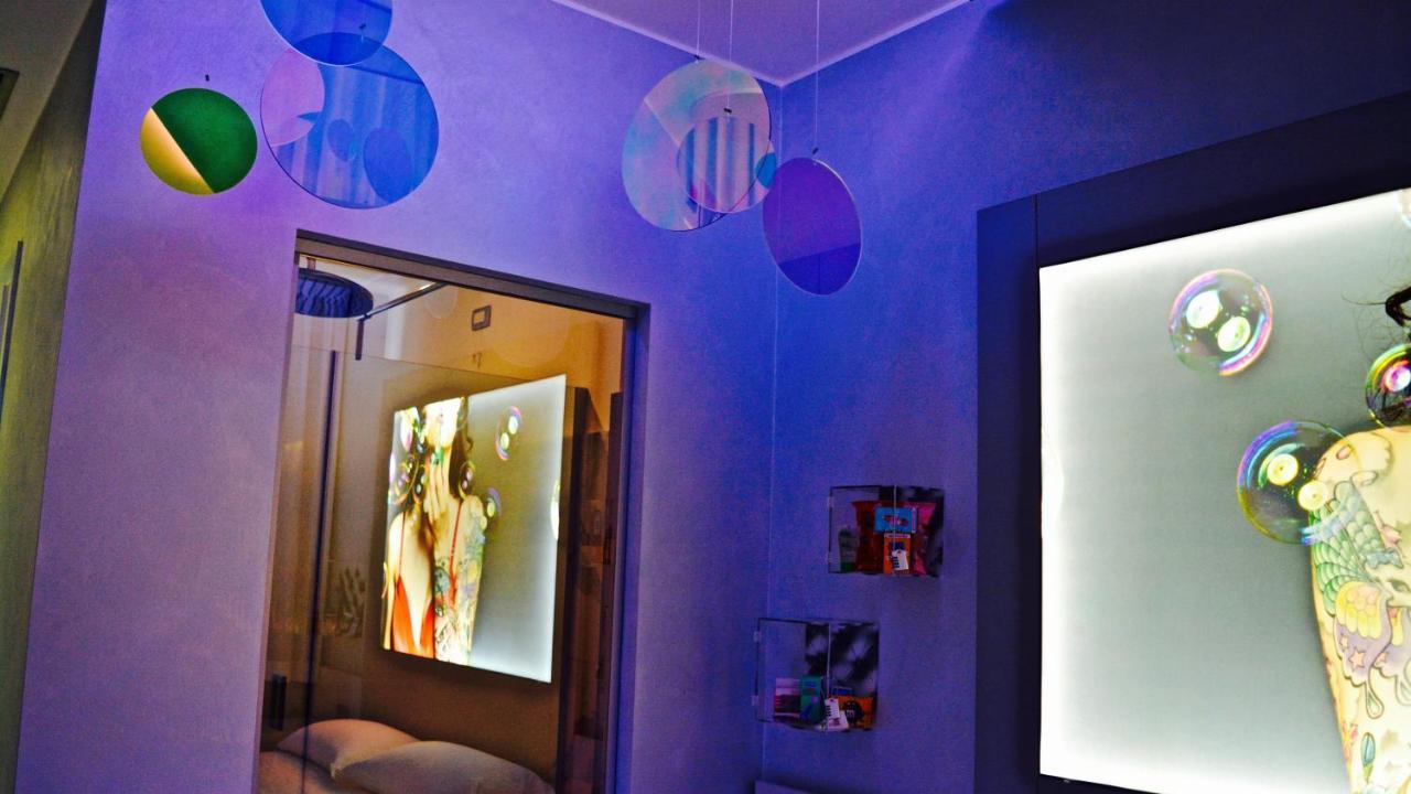 C Rooms - Love Motel Monza ชินิเซลโลบาลซาโม ภายนอก รูปภาพ